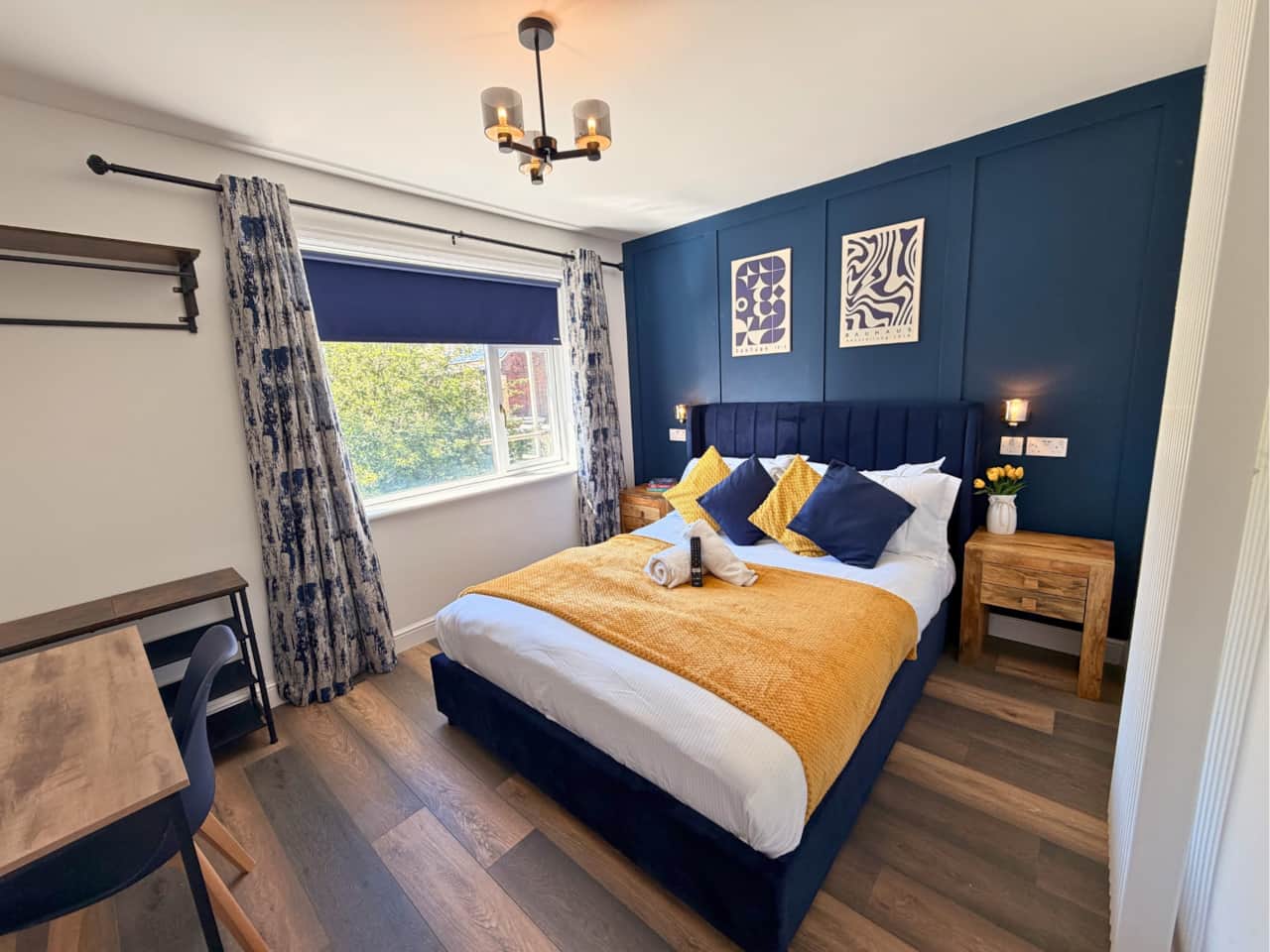 King bedroom - upstairs
