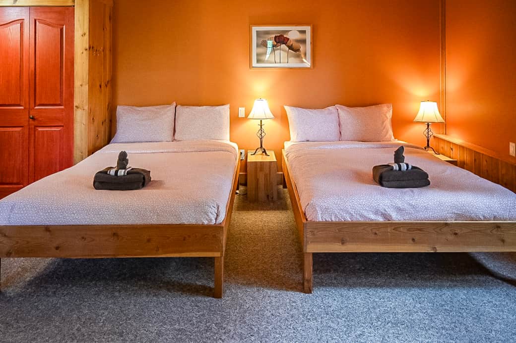 2 Queen Beds