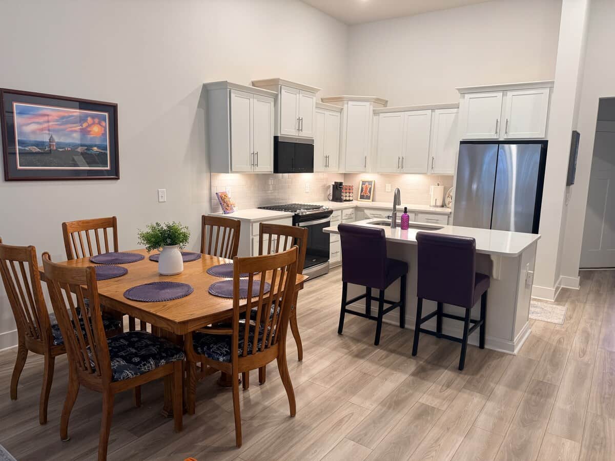 Dining & Kitchen 