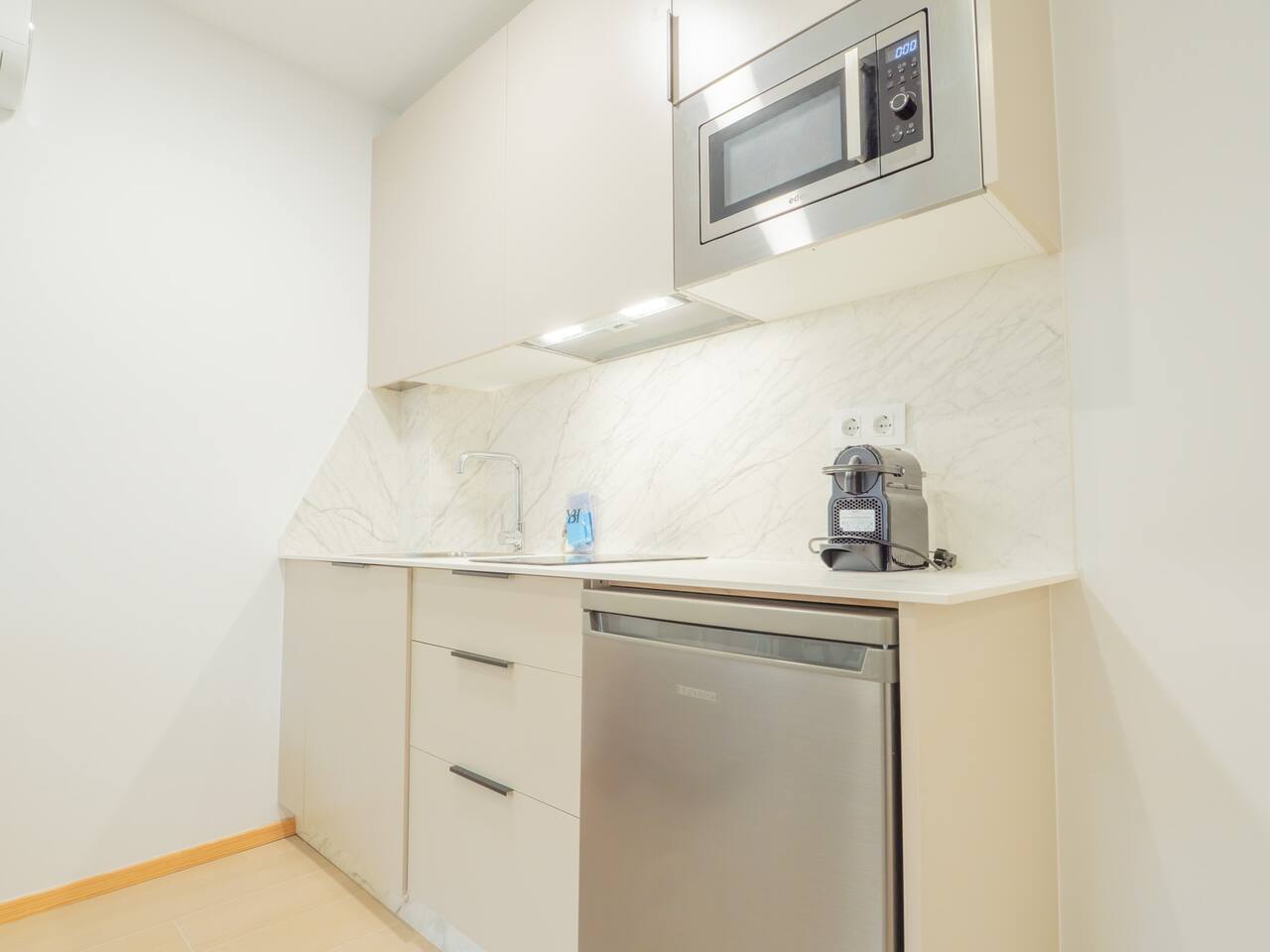 YBH Villa Lara - Apartamento 103