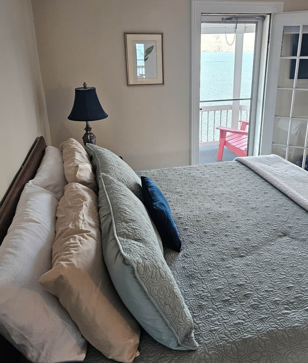 Bedroom 2 lake view dlh