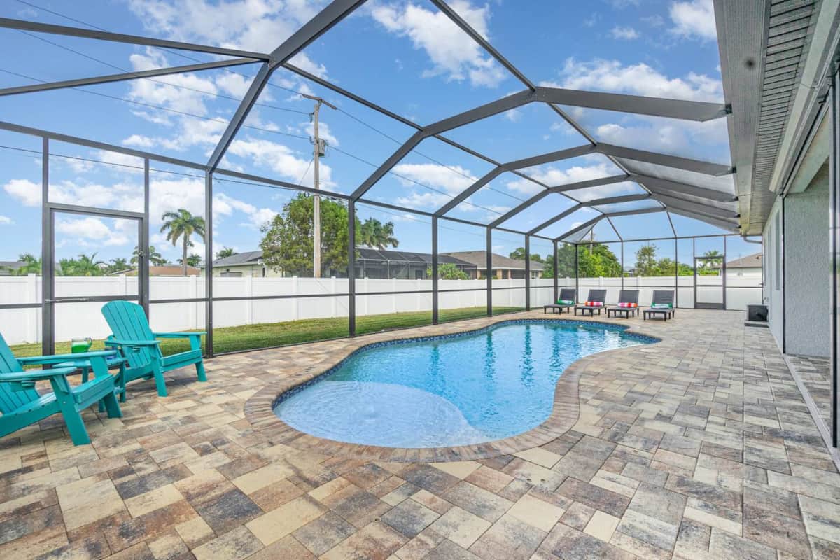 Coral Cove - Heated Pool in SW Cape Coral - Vacation Home in Cape Coral