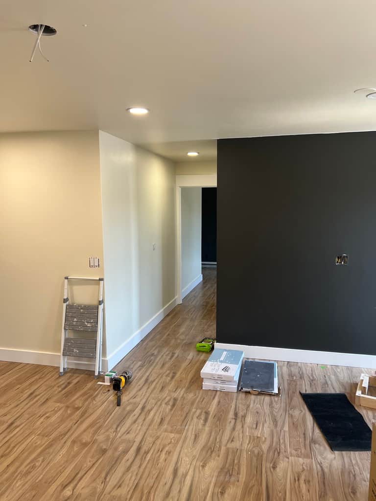 Hallway to bath and primary suite