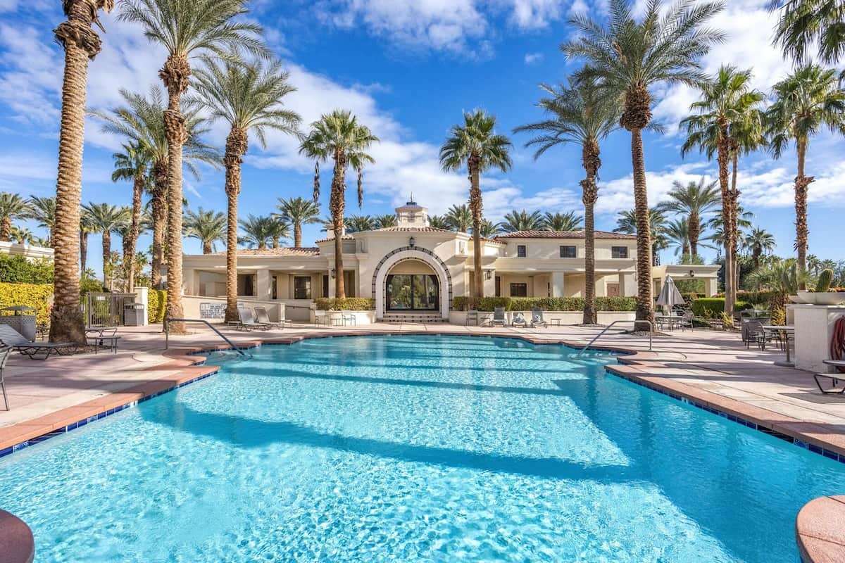 Luxurious pool and club house