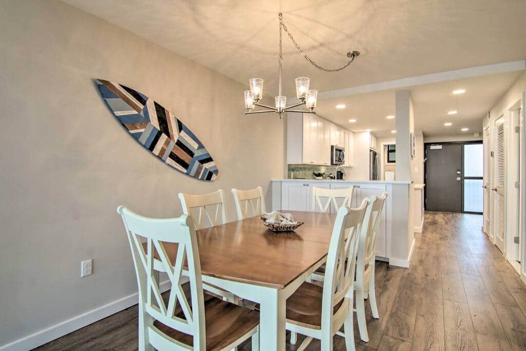 Dining room is open to the kitchen and living room.