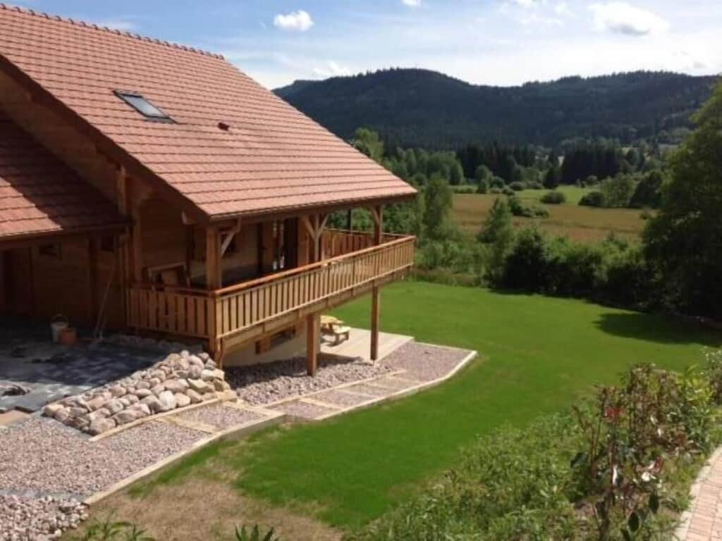 Chalet le Boulonnais, 10p avec sauna et balnéo à Liézey