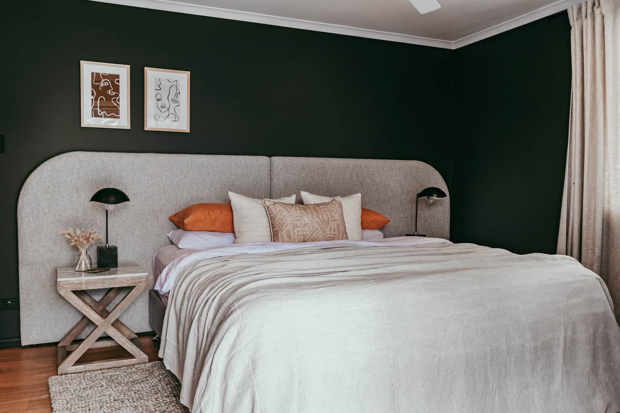 First bedroom, can be king or twin setting
