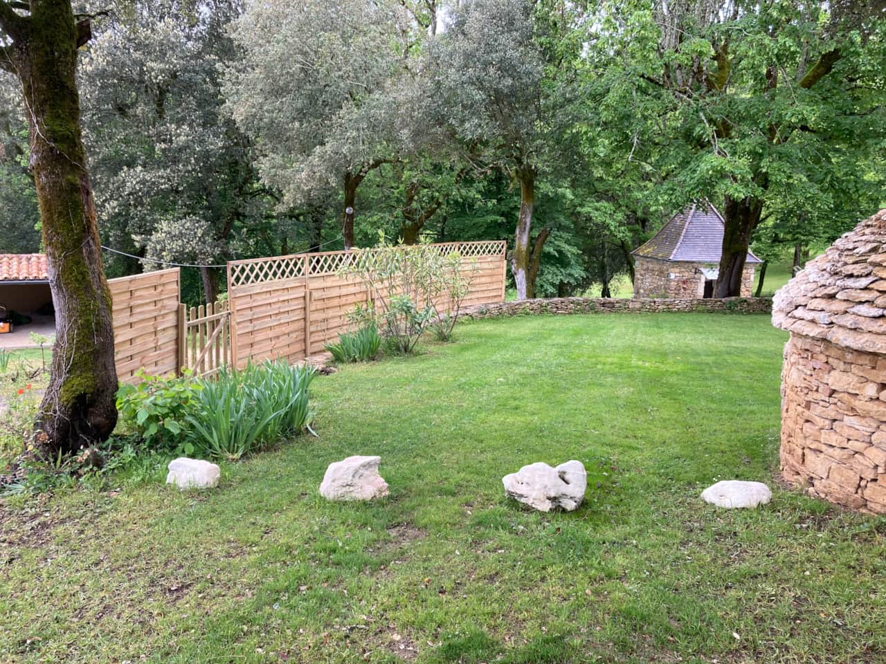 Oak Exterior Garden