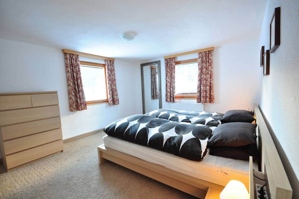Bedroom 2 - Double bed