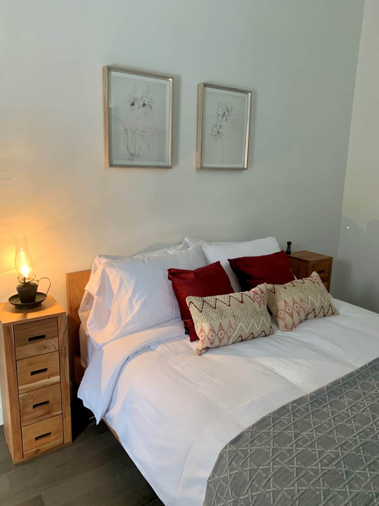 Chambre # 2 - Lit queen