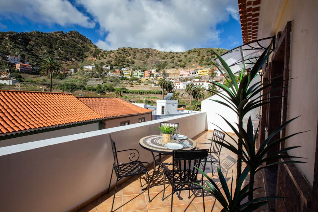 Casa Luisa luminoso ático con ascensor en el pueblo de Vallehermoso, La Gomera