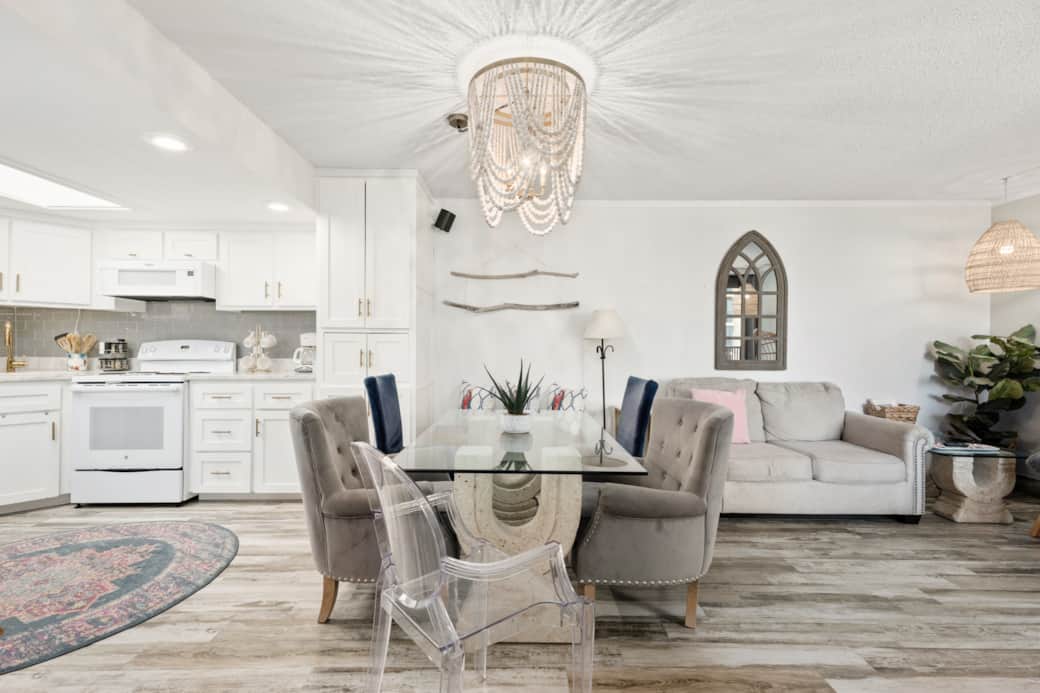 Open concept kitchen, dining and living area makes it easy to gather Open concept kitchen, dining and living area makes it easy to gather