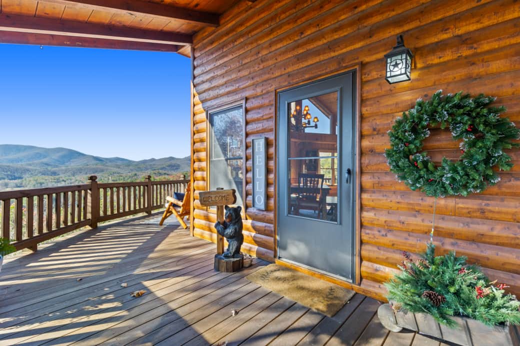 Chasing Views Entry Porch 1