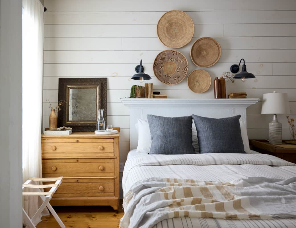 Queen Bed | Downstairs Bedroom