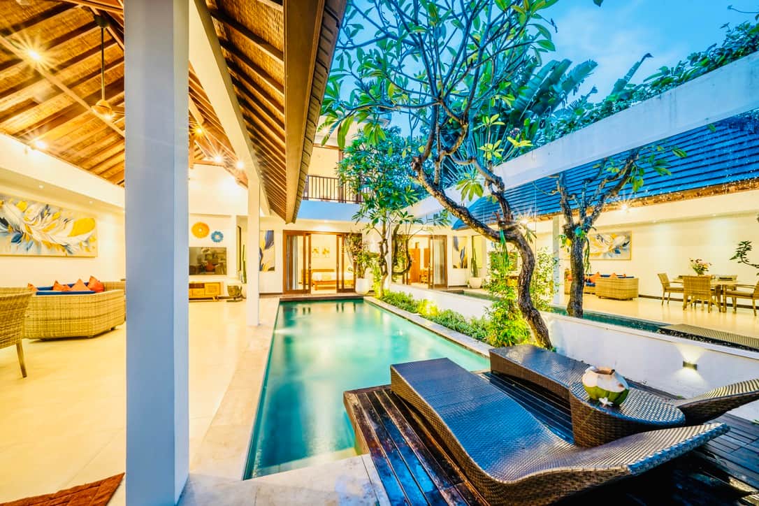 Pool and Living Area - Evening