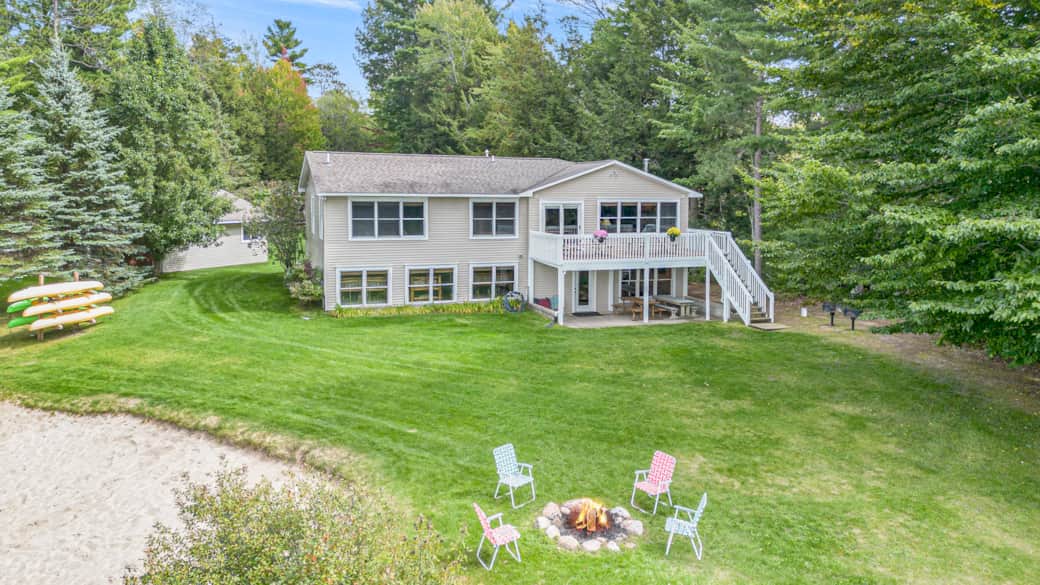 Huge yard for fun gatherings and games