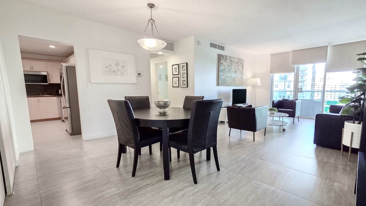 Comedor y sala de estar