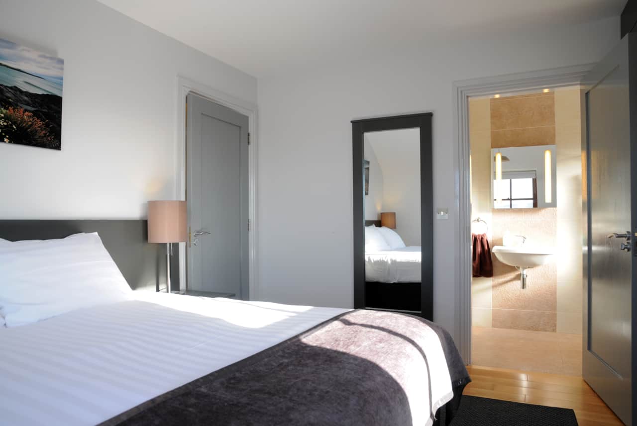 Ensuite Bedroom