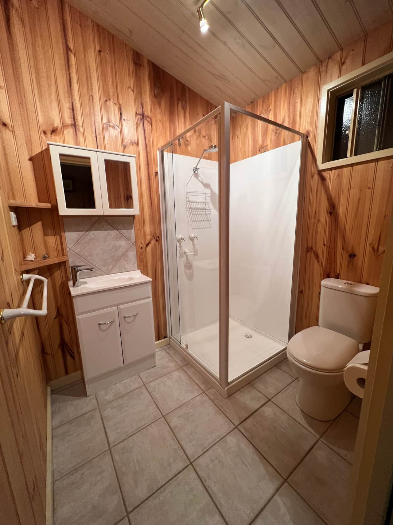 Ensuite