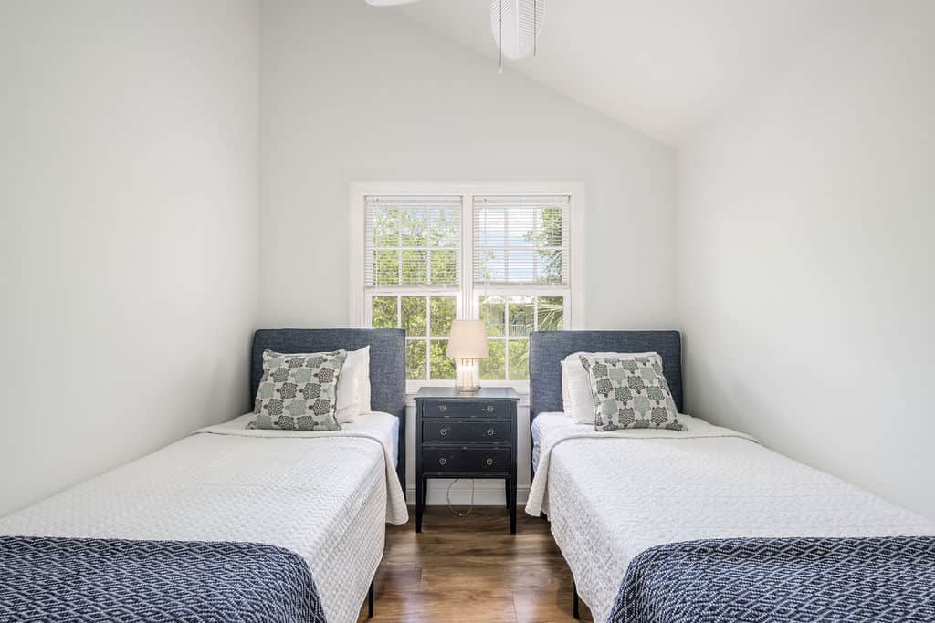 Guest Room 2