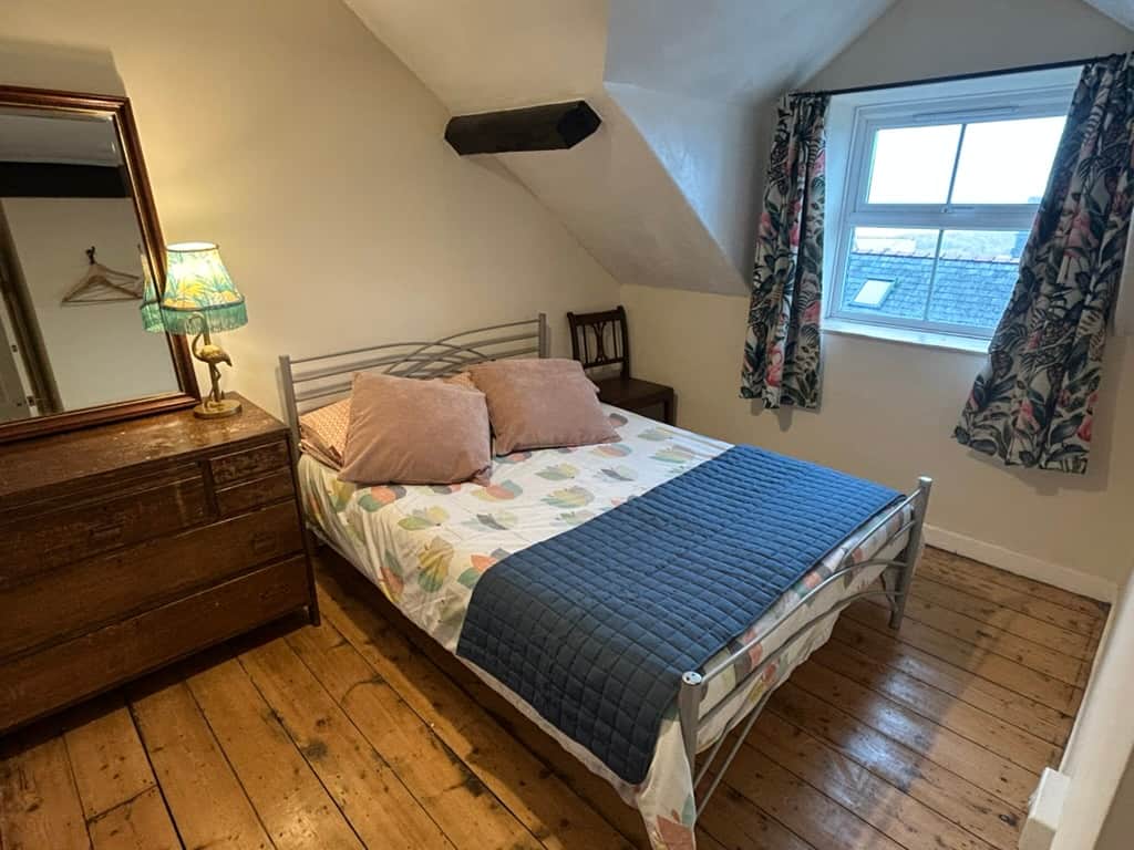 Double bedroom with sea views