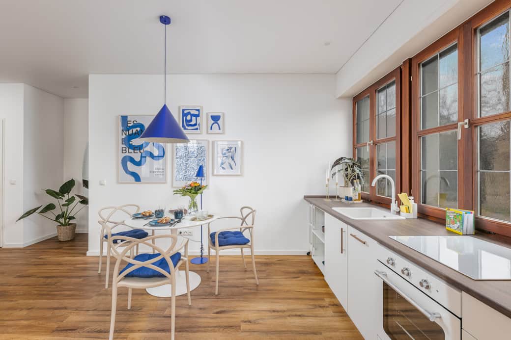 Esszimmer und Küche 