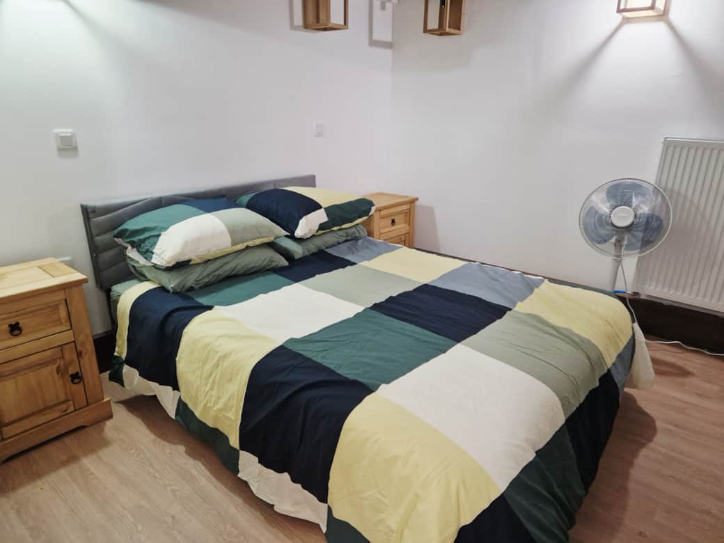 1st floor bedroom2