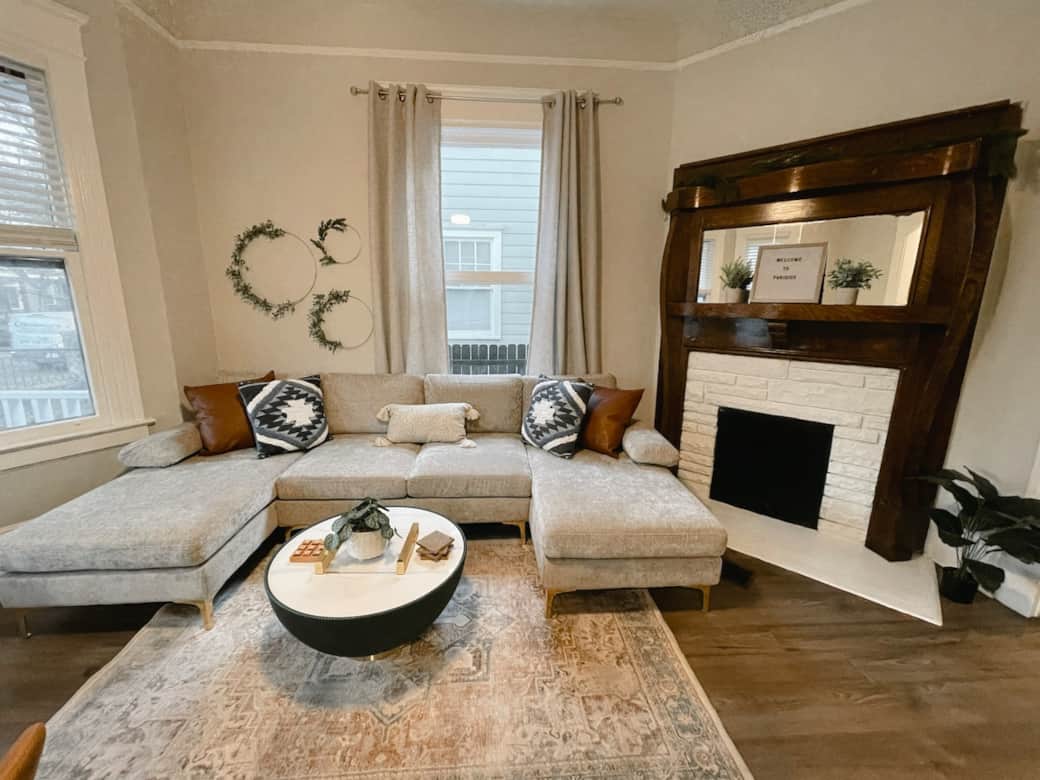 Kick back with your favorite show or enjoy a cozy night in. Kick back with your favorite show or enjoy a cozy night in.