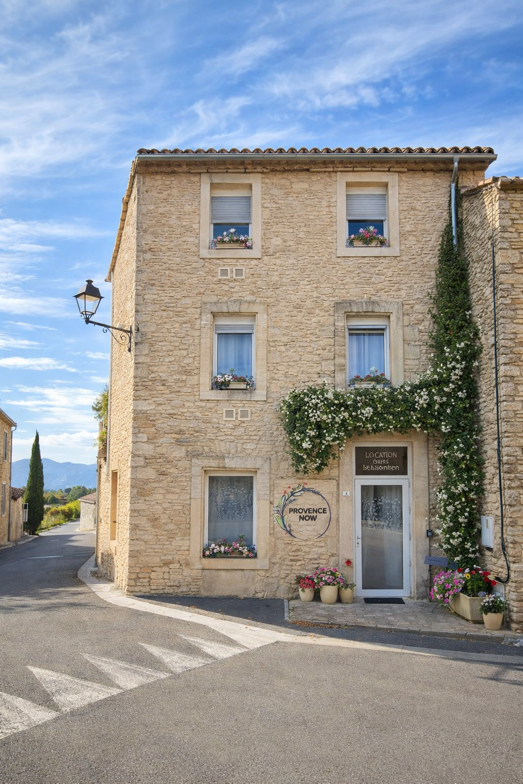 Façade de l'établissement Façade de l'établissement