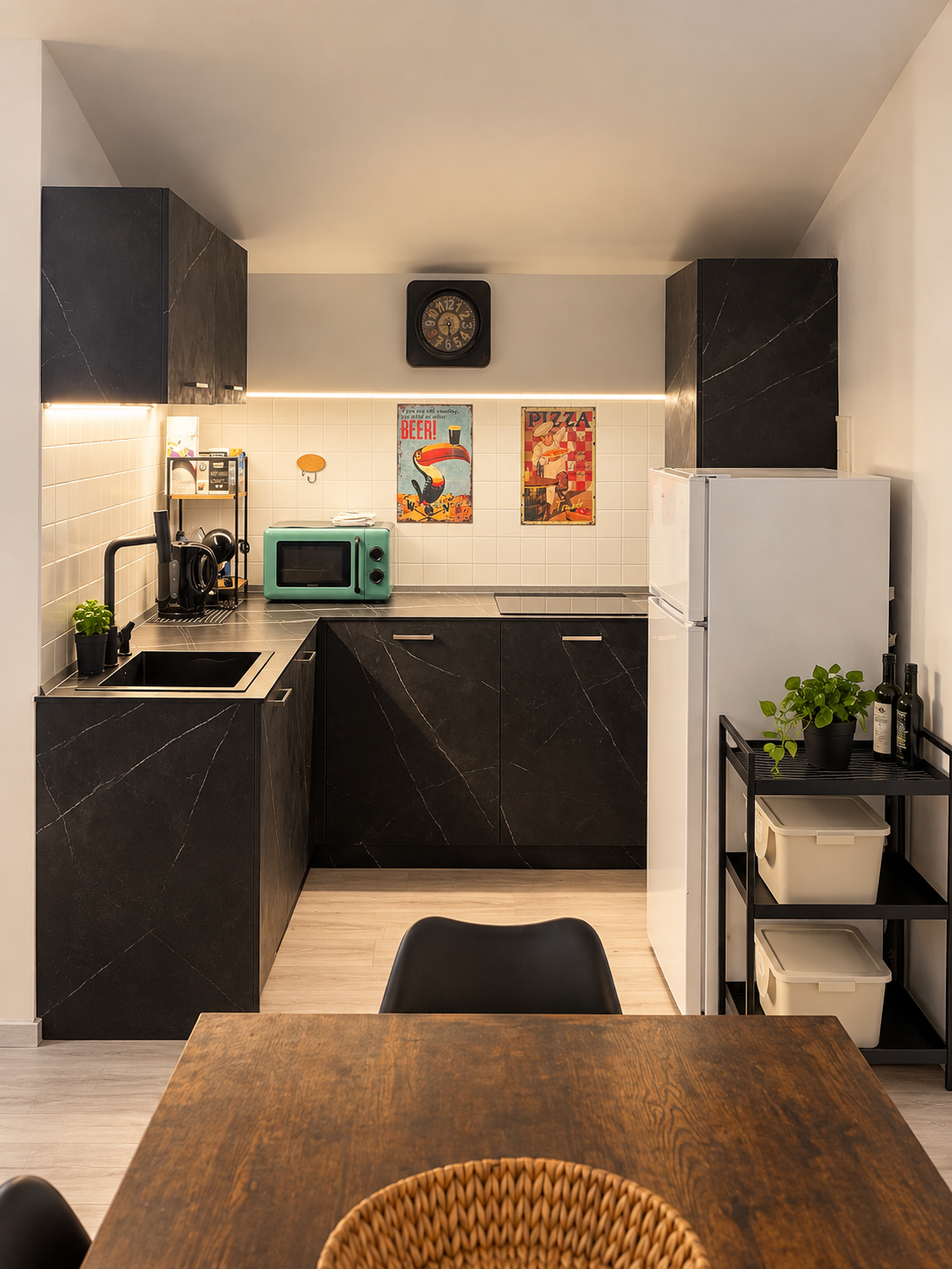 Cucina attrezzata di POLA Boutique Apartment Trieste