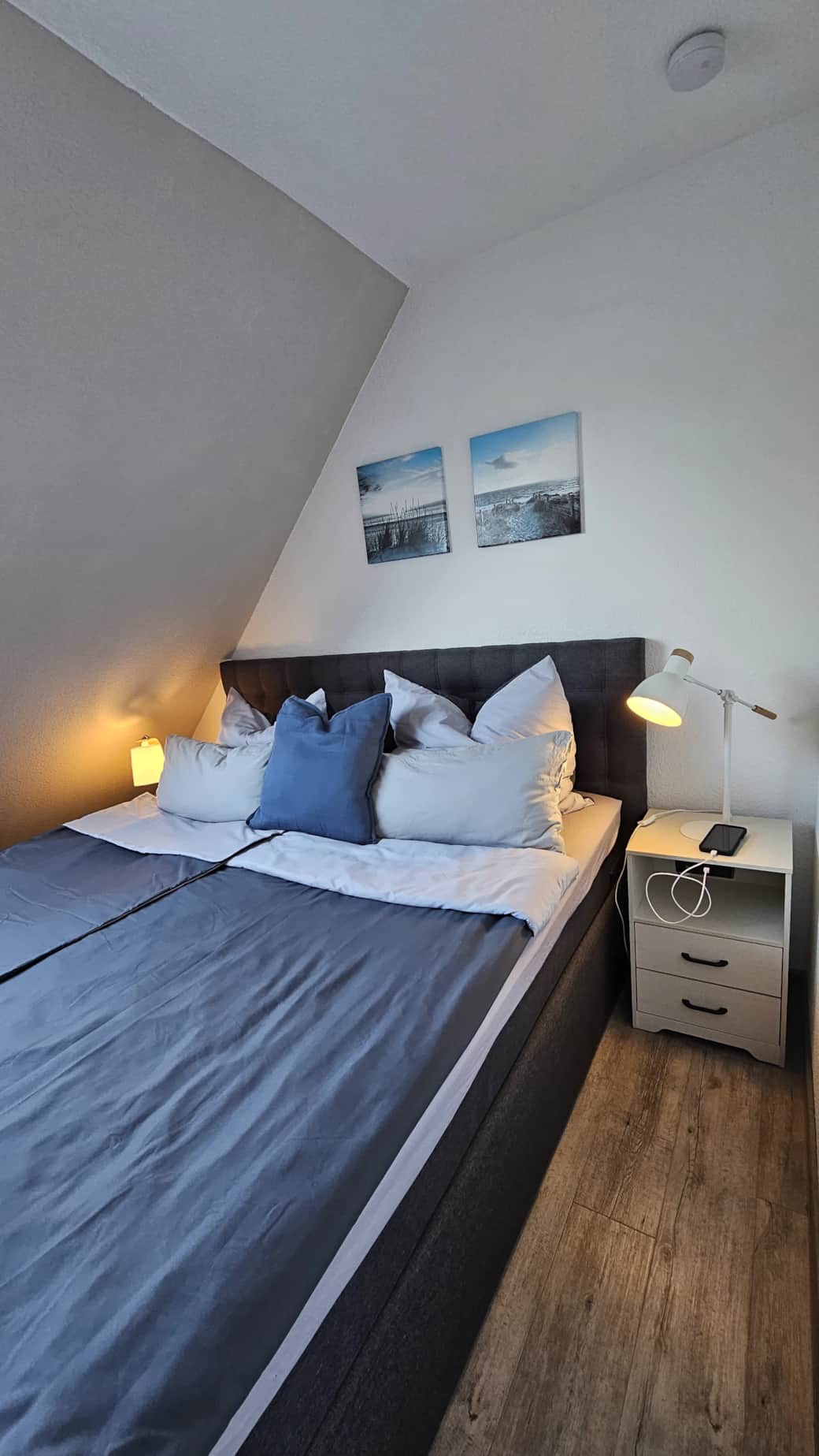 Schlafzimmer 1 (4)(1)