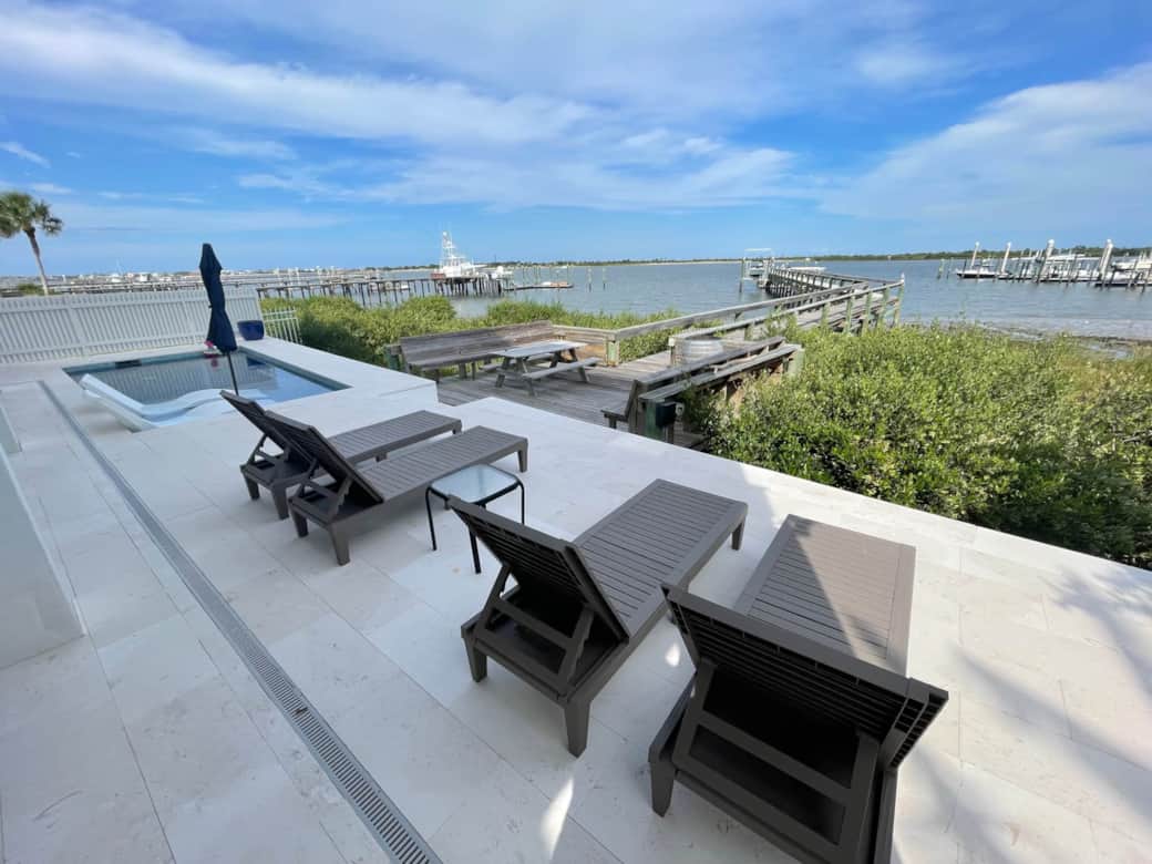 Pool - Deck Chairs - Pier - Patio