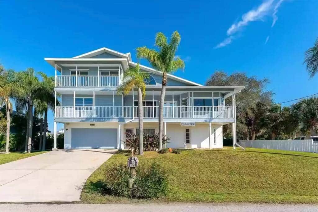 3 floors of private living space