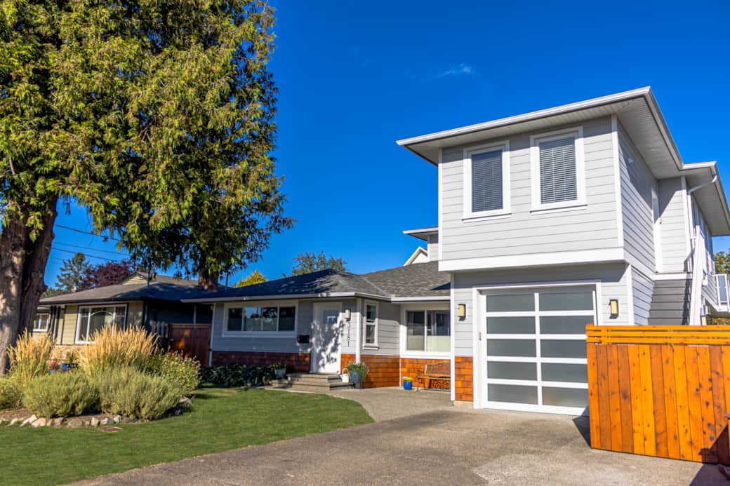 Your beautiful, ideally located, modern, and immaculate suite awaits!