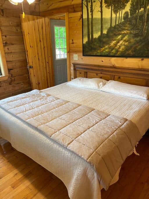 Room one: queen bed