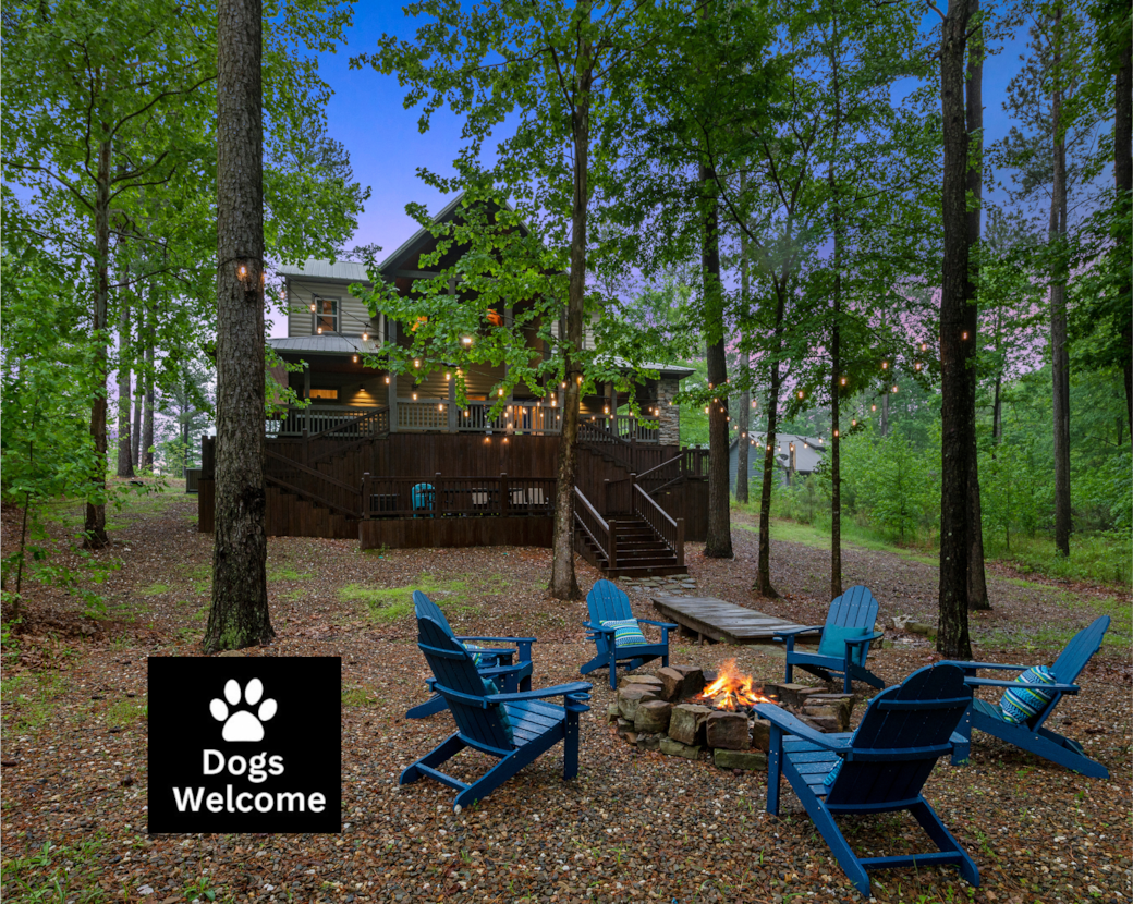 Paint Horse Palace is pet friendly! We make it easy to bring your furry friend. Pet stay fee applies