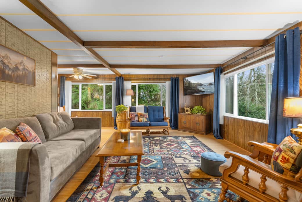 Modern open concept Modern open concept