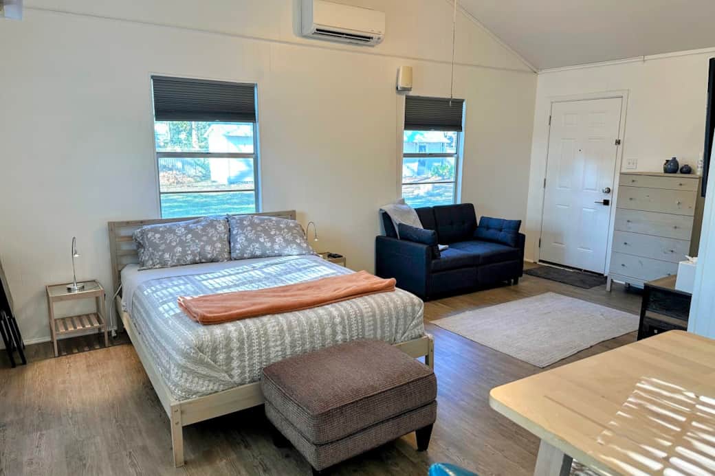 Comfortable queen-sized bed. Comfortable queen-sized bed.