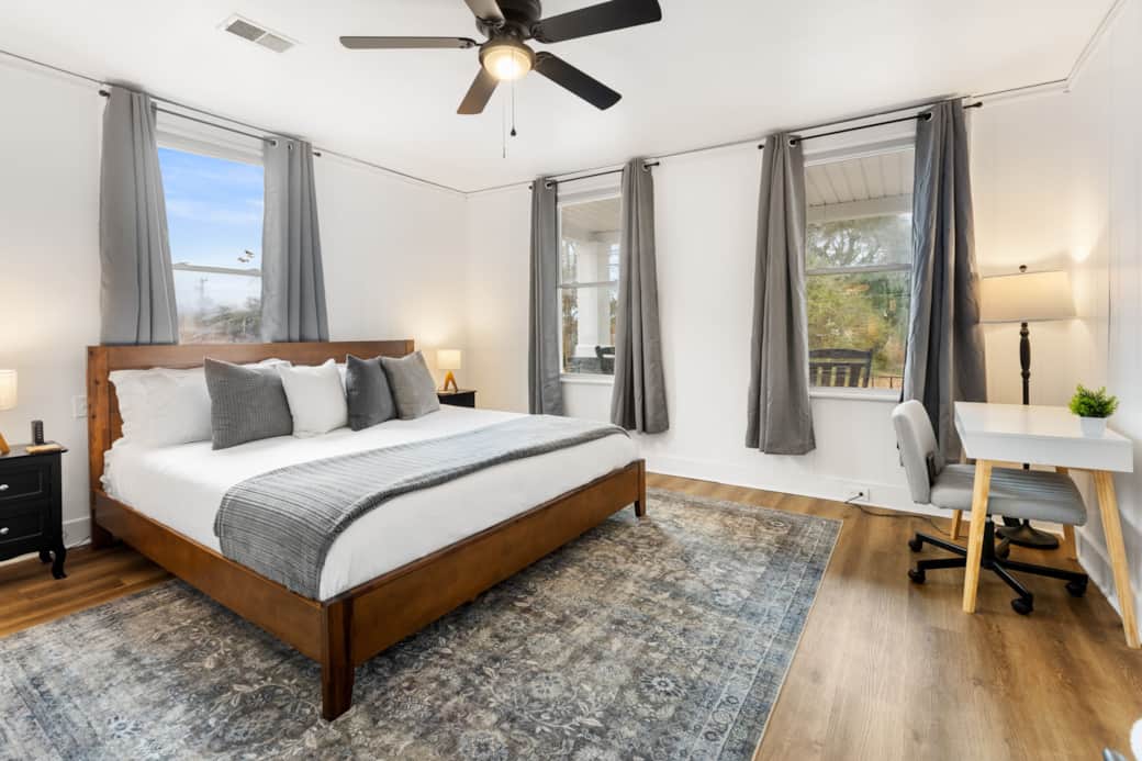 17 web or mls 017 2213Marshall St Columbia SC 29203 GustavoBueno Edit Done 17 web or mls 017 2213Marshall St Columbia SC 29203 GustavoBueno Edit Done