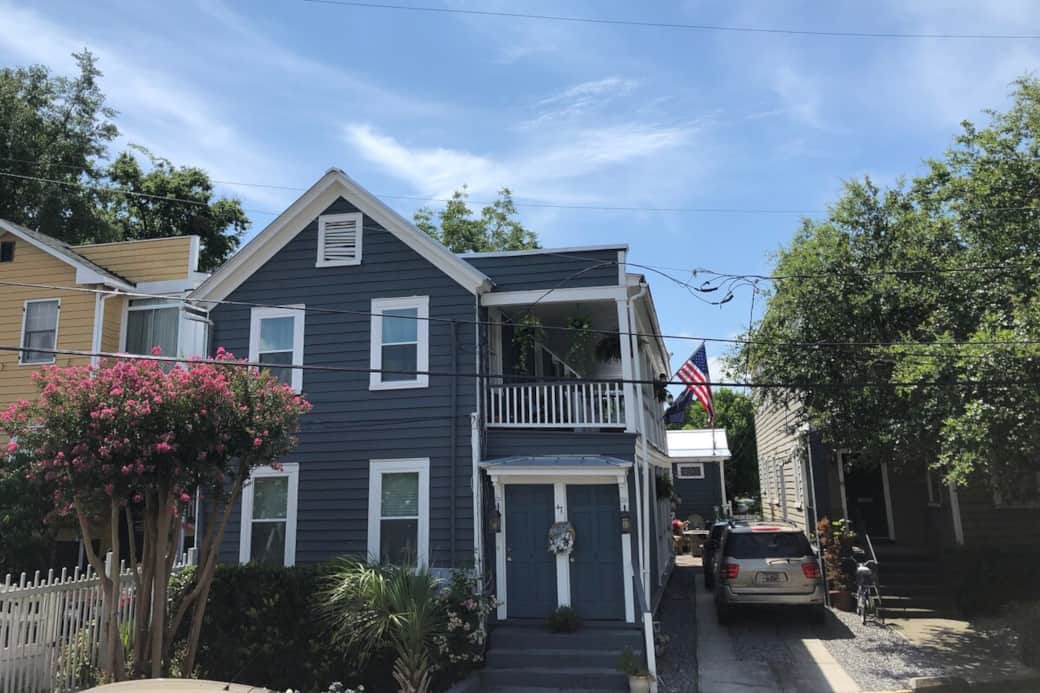 With summer in bloom, you can see your entry through the door on the right to Apt. B upstairs. With summer in bloom, you can see your entry through the door on the right to Apt. B upstairs.