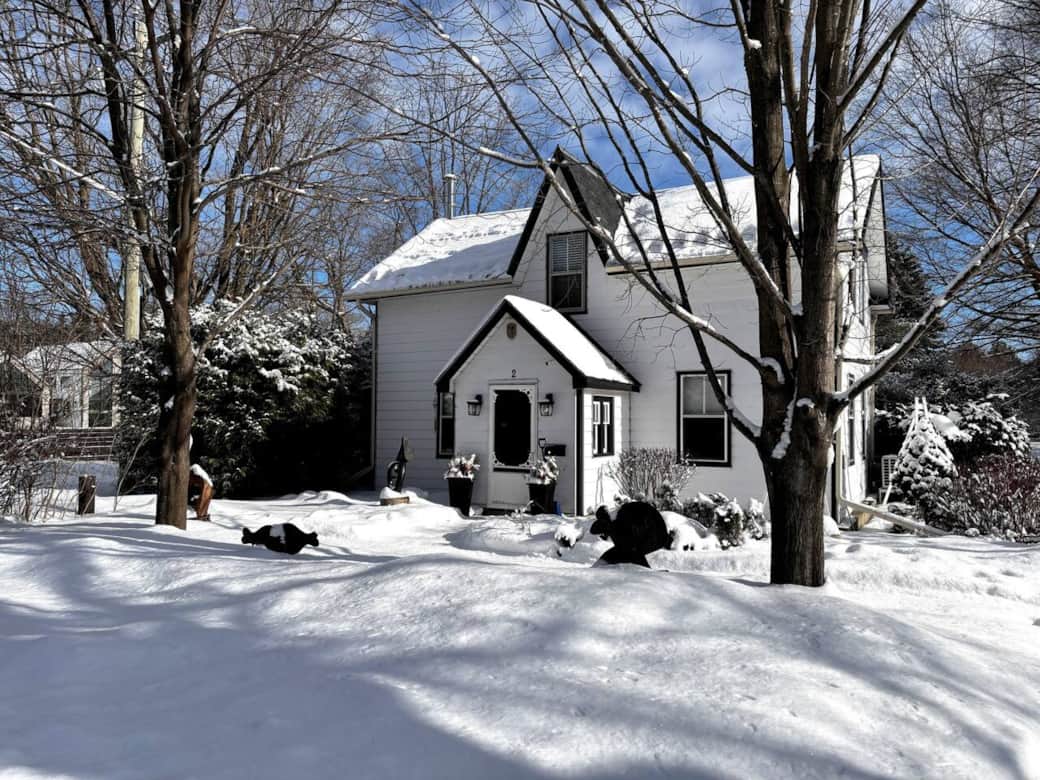 Historic Cozy 3-bedroom Home