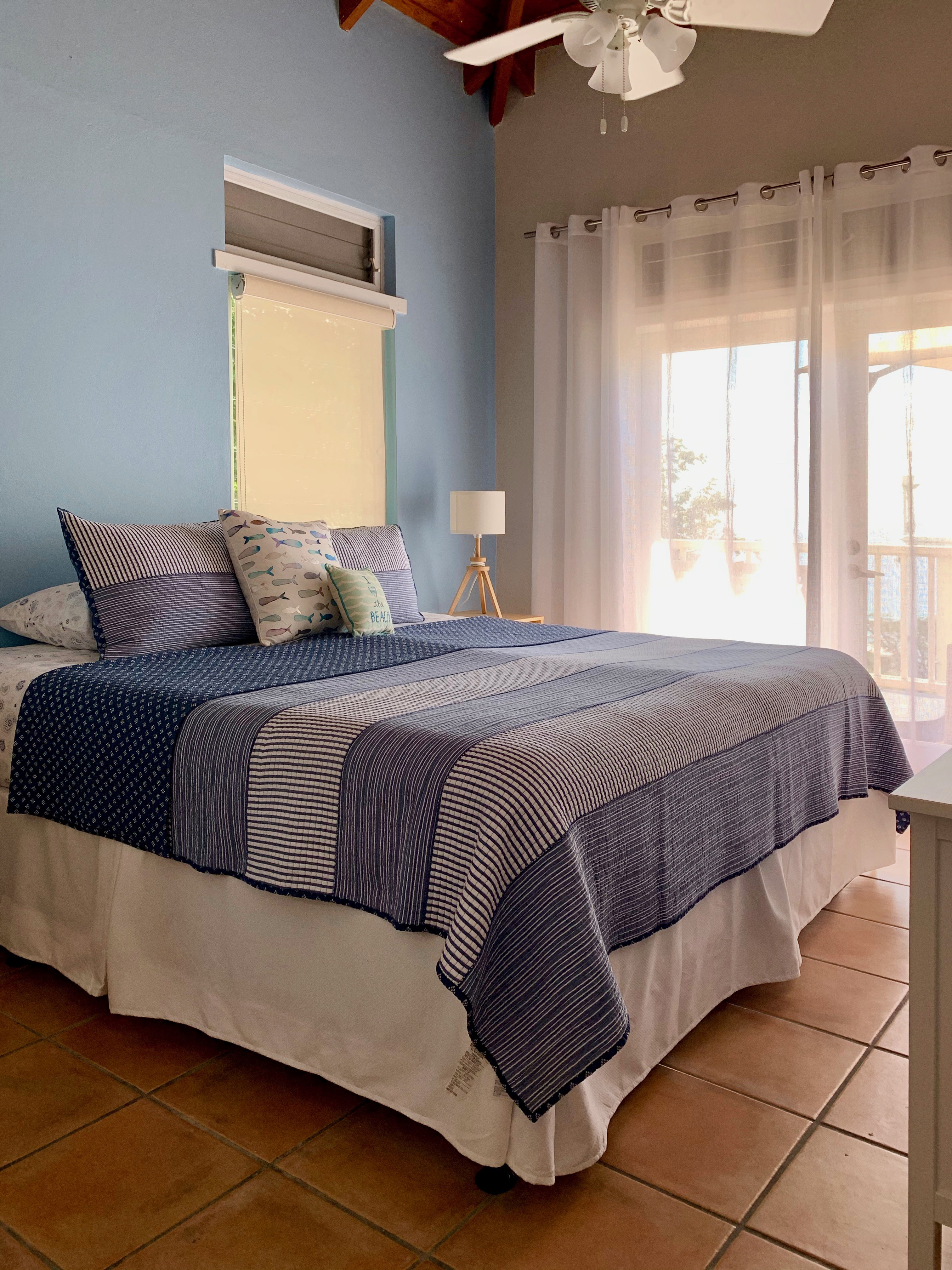 Can be set as 2 Twins or 1 King shown here