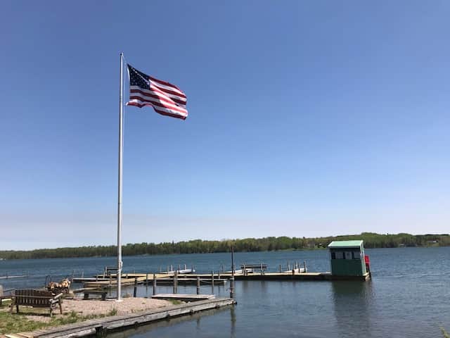 Dock w Flag