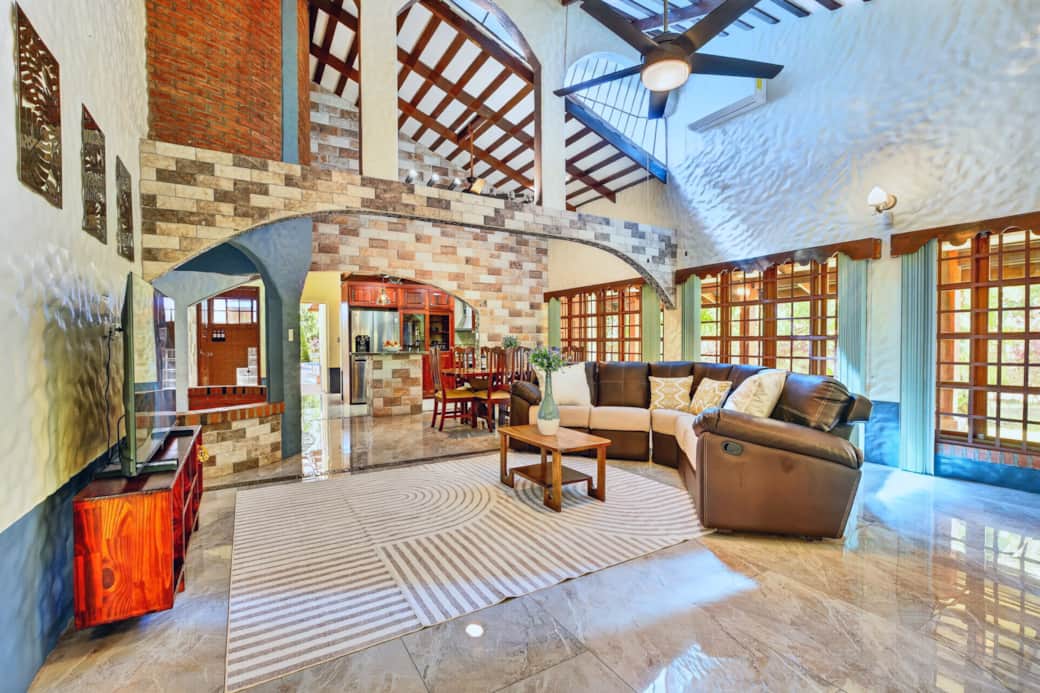 Cozy Family Gathering Space Cozy Family Gathering Space