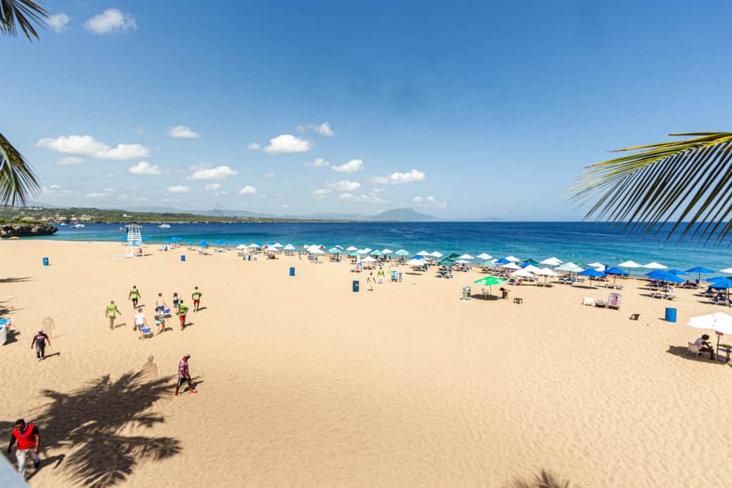 Alicia Beach / Playa Alicia - 2 min walk