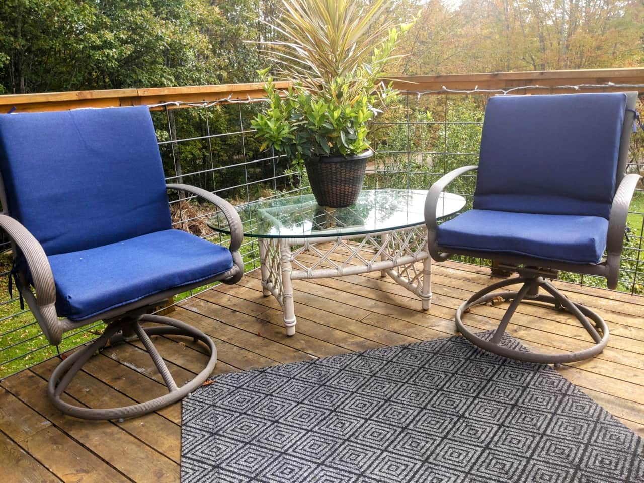Comfortable deck chairs