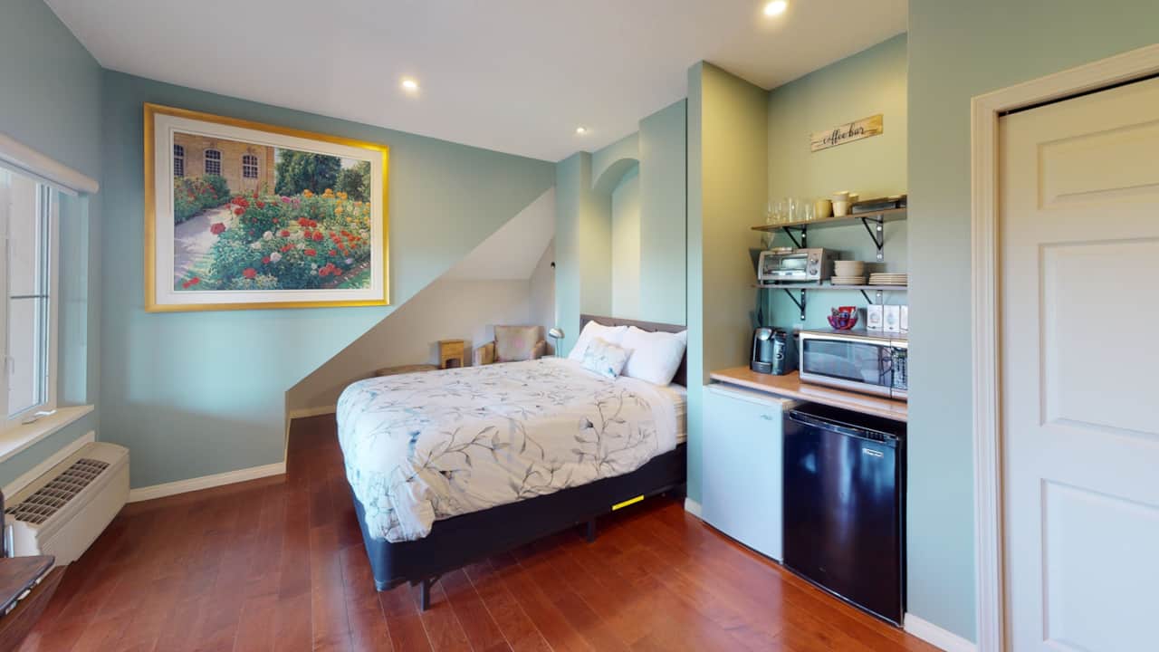Kitchenette