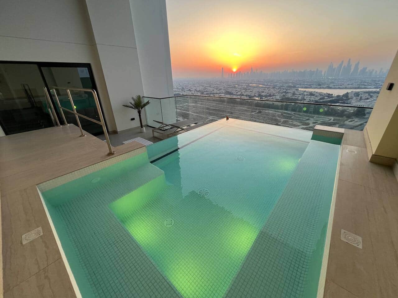 Relax in your very own private pool while soaking up breathtaking Dubai Marina views. Watch stunning sunsets, spot the Burj Al Arab and on clear days the Burj Khalifa. At night, the city lights create a magical atmosphere—Dubai living at its best!