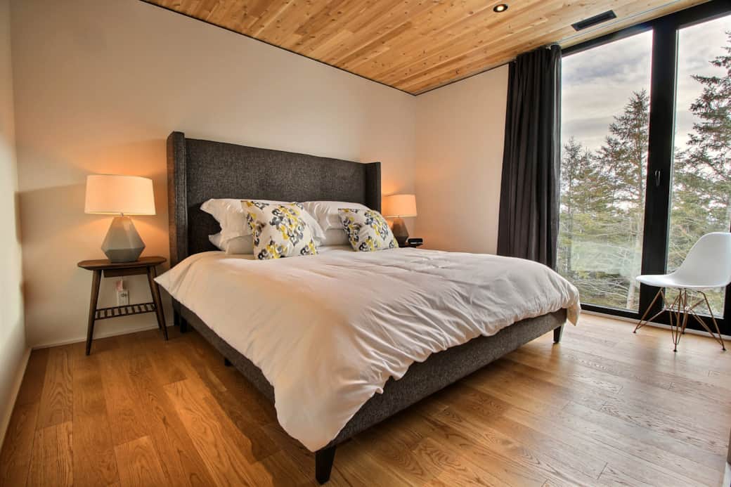 Charlevoix Chalets La Blanche Bedroom 12