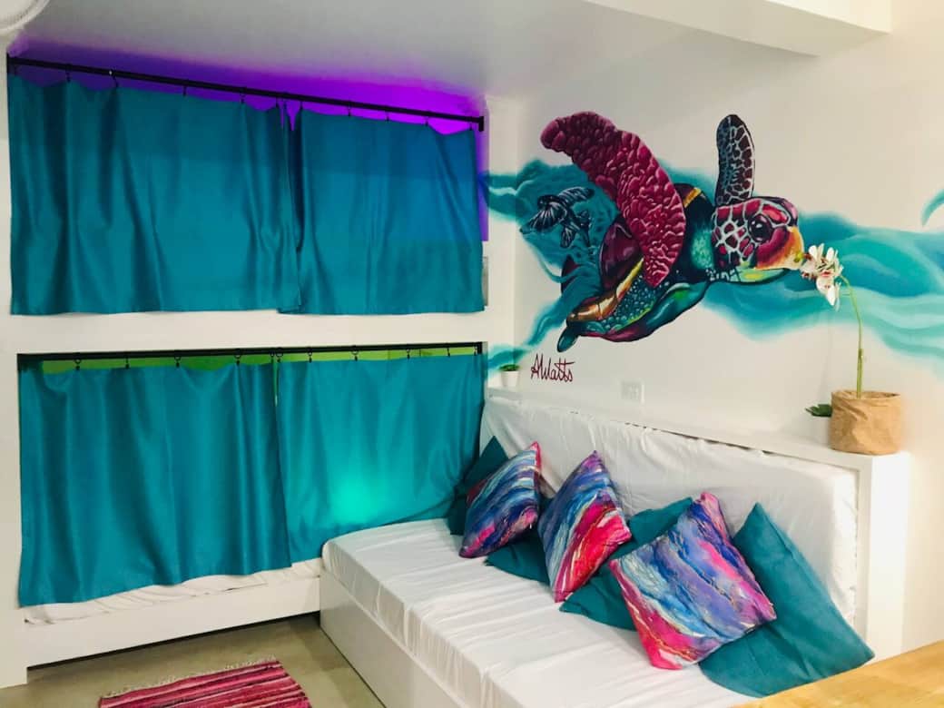 Living room - Bunk Bed Sleeping Nook + Sofa Bed 